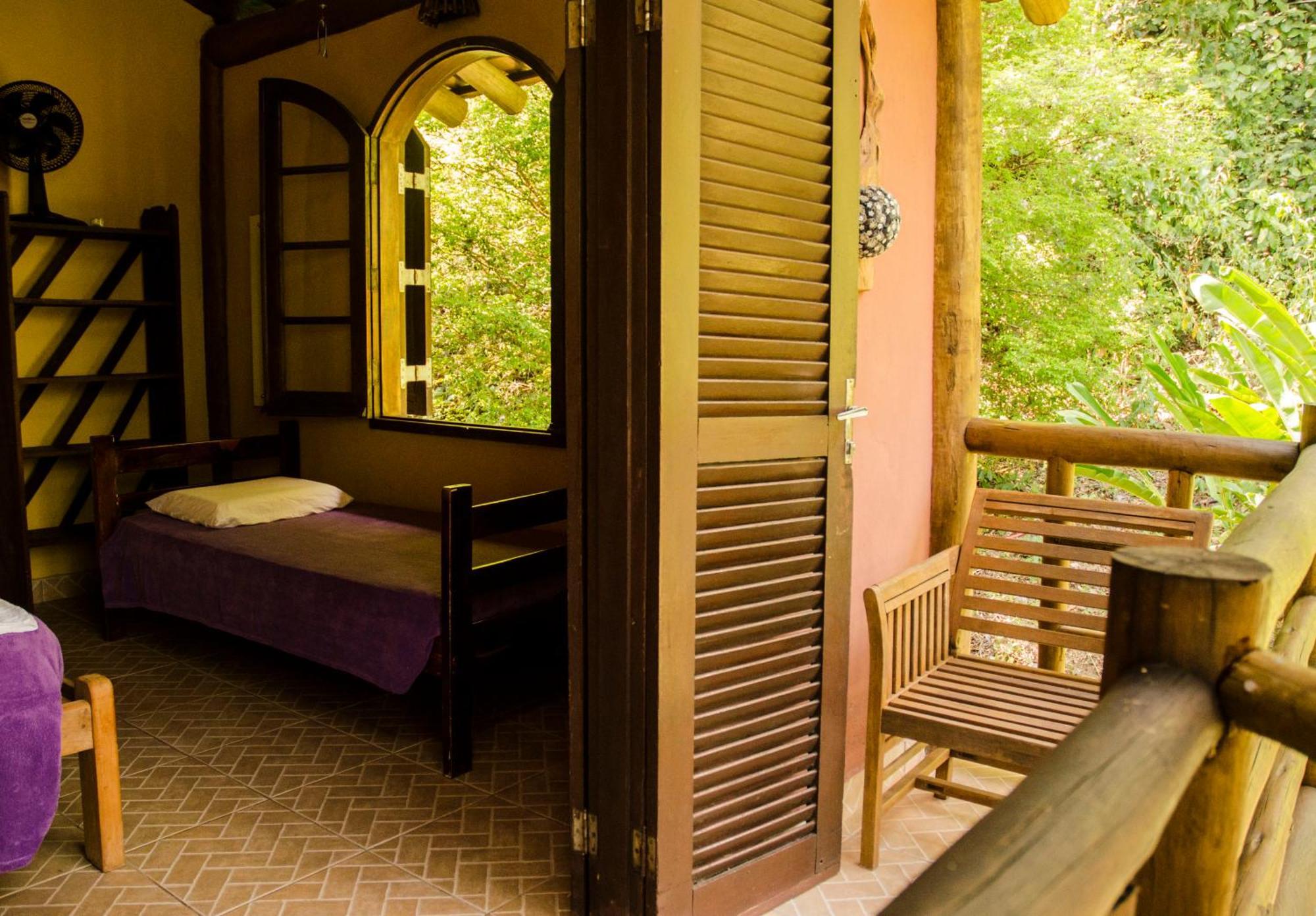 Paraty Paradiso Bilik gambar