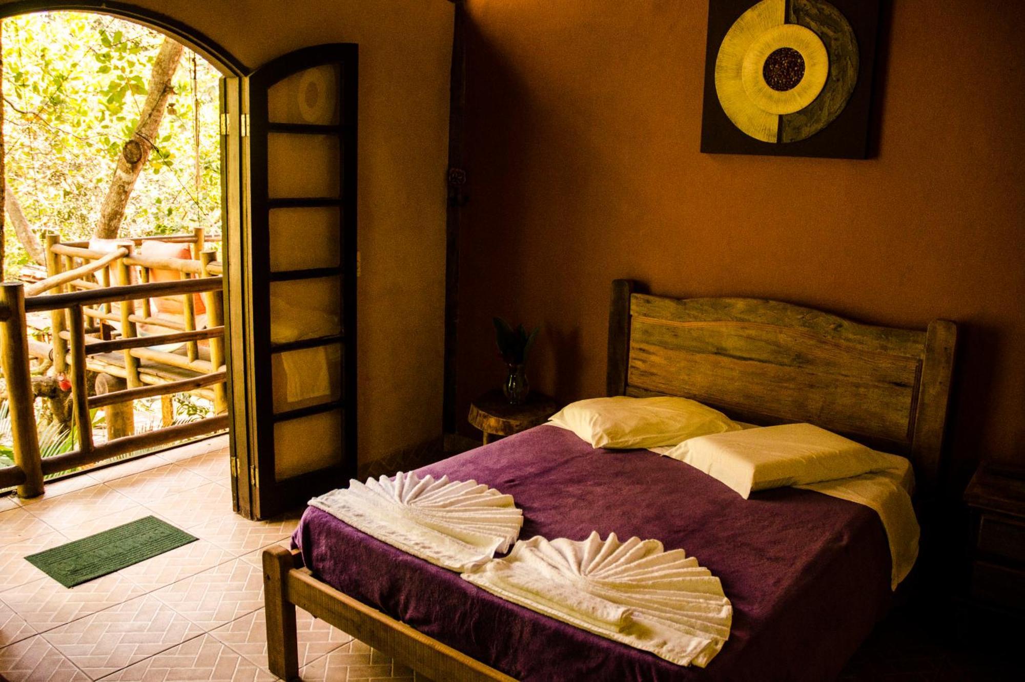 Paraty Paradiso Bilik gambar