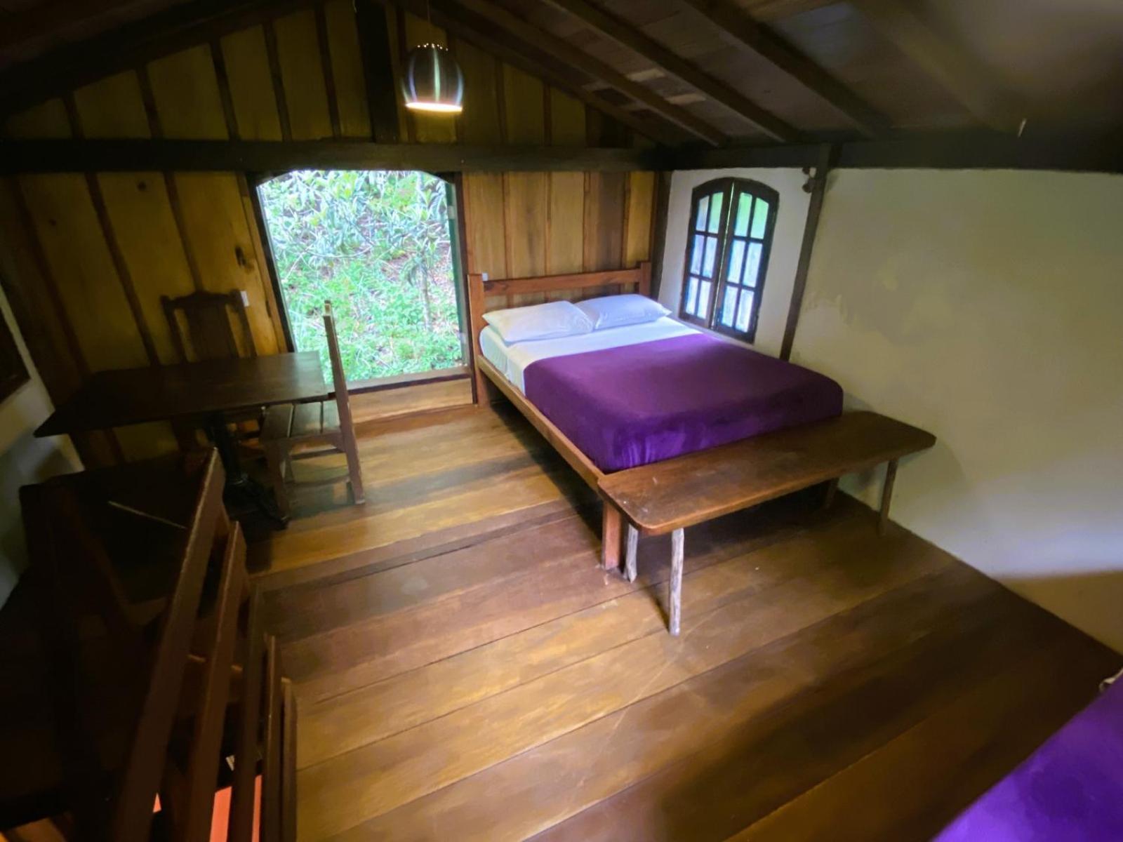 Paraty Paradiso Bilik gambar