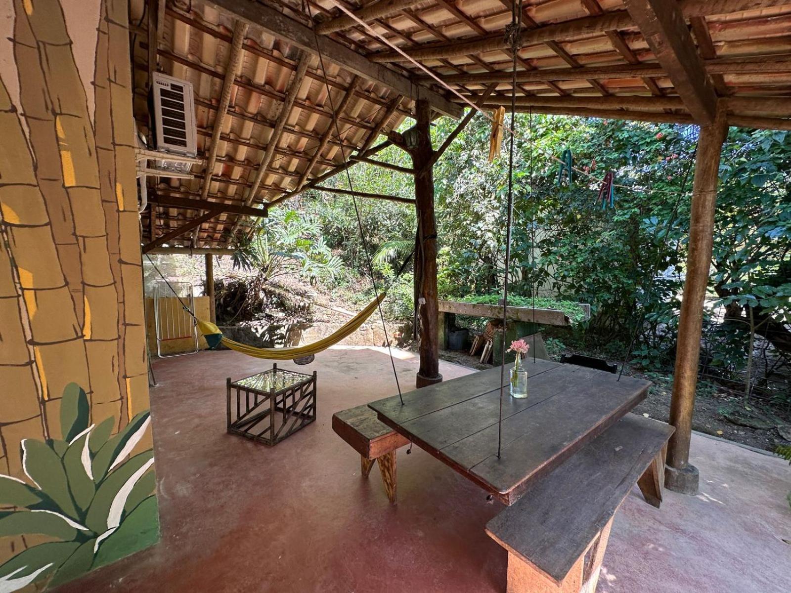Paraty Paradiso Bilik gambar